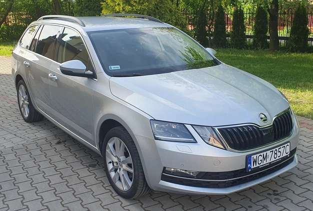 Skoda Octavia cena 64200 przebieg: 143190, rok produkcji 2017 z Błonie małe 254
